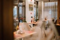 Un restaurant sau alt loc unde se poate mânca la Pensiunea Sylvania