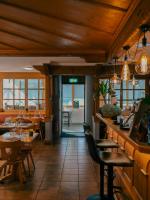 Posezení v ubytování Ristorante con stanze Airolo