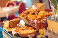 Jídlo v hotelu nebo okolí