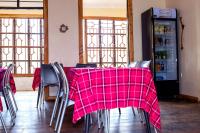 Kuchyň nebo kuchyňský kout v ubytování Amboseli Likizo Lodge