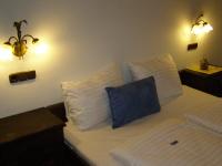Łóżko lub łóżka w pokoju w obiekcie Bhome Gästehaus b&b / Apartments