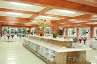 Un restaurante u otro lugar para comer en Muong Thanh Lai Chau Hotel