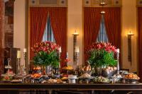 Φαγητό σε αυτό το ξενοδοχείο ή κάπου εκεί κοντά