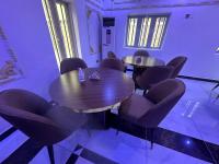 O zonă de relaxare la Planet Garden Hotel And Suites