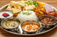 Jídlo v hotelu nebo okolí