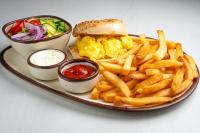 Jídlo v hotelu nebo okolí