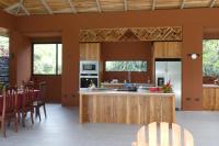 Kuchyň nebo kuchyňský kout v ubytování Hacienda las colinas