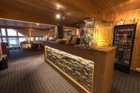 Ο χώρος του lounge ή του μπαρ στο Lemonsjø Fjellstue og Hyttegrend