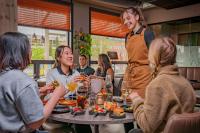 Jídlo v hotelu nebo okolí