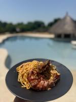 Jídlo v hotelu nebo okolí