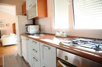 Kuchyňa alebo kuchynka v ubytovaní Apartment Zoe