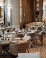 Restaurace v ubytování Belgrade Waterfront - Urban Harmony Apartments