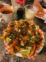 Jídlo v hostelu nebo okolí