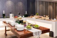 Φαγητό σε αυτό το διαμέρισμα ή κάπου εκεί κοντά