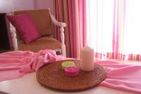 Posteľ alebo postele v izbe v ubytovaní Waterlily Hotel Apartments