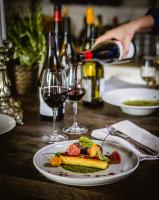 Jídlo v hotelu nebo okolí