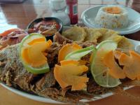 Jídlo v hotelu nebo okolí