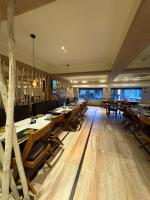 Nhà hàng/khu ăn uống khác tại Ceylon Bake House Woodland Junction Ernakulam