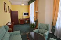 TV a/nebo společenská místnost v ubytování Grandhotel Garni