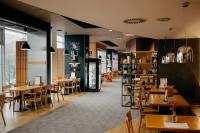 Restaurace v ubytování Hotel 527