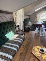 Χώρος καθιστικού στο Сироварня Далекі Гори