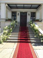 Fasada lub wejście do obiektu Pałac w Orli - pokoje, restauracja