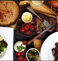 Mâncare la sau în apropiere de acest hotel