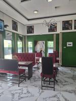 Posezení v ubytování Mbuya Express Inn