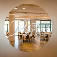 Posedenie v ubytovaní Hotel Pina Ristorante