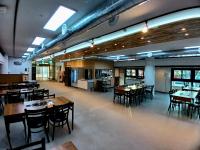 En restaurant eller et andet spisested på Gurye Jiri Mt Resort