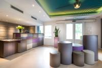 Hotel Acanthe - Boulogne Billancourtの見取り図または間取り図