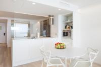 Kuchyň nebo kuchyňský kout v ubytování Sud Ibiza Suites