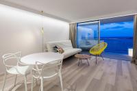 Posezení v ubytování Sud Ibiza Suites