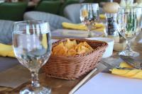 Jídlo v aparthotelu nebo okolí