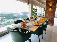 Jídlo v aparthotelu nebo okolí