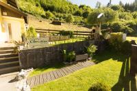 A garden outside Ferienhaus Christine