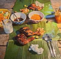 Jídlo v kempu nebo okolí