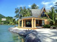 Naturlandskabet i nærheden af villaen