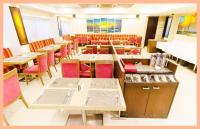 Køkken eller tekøkken på Hotel The Silver Inn Mumbai