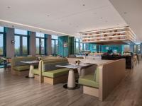 Un restaurant sau alt loc unde se poate mânca la Holiday Inn Beijing Daxing Centre by IHG