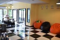 Posezení v ubytování Hide Bangkok Hostel