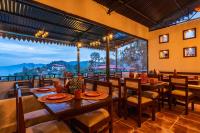 Nespecifikovaný výhled na hory nebo výhled na hory při pohledu z hotelu