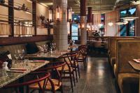 Εστιατόριο ή άλλο μέρος για φαγητό στο The Dock