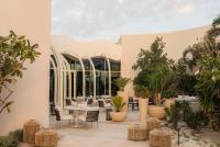 En have udenfor SLS The Red Sea