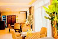 Posezení v ubytování Nyota Lodge Hôtel