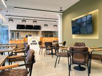 Μια τηλεόραση ή/και κέντρο ψυχαγωγίας στο Jata Hotel