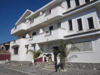 The building in which a vendégházakat is located