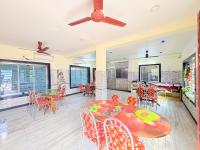 Et tv og/eller underholdning på The Manas Kanya Mandar Mani