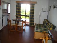 Kuchyň nebo kuchyňský kout v ubytování Apartamentos Leziria
