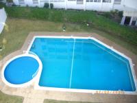 Bazén v ubytování Apartamentos Leziria nebo v jeho okolí
